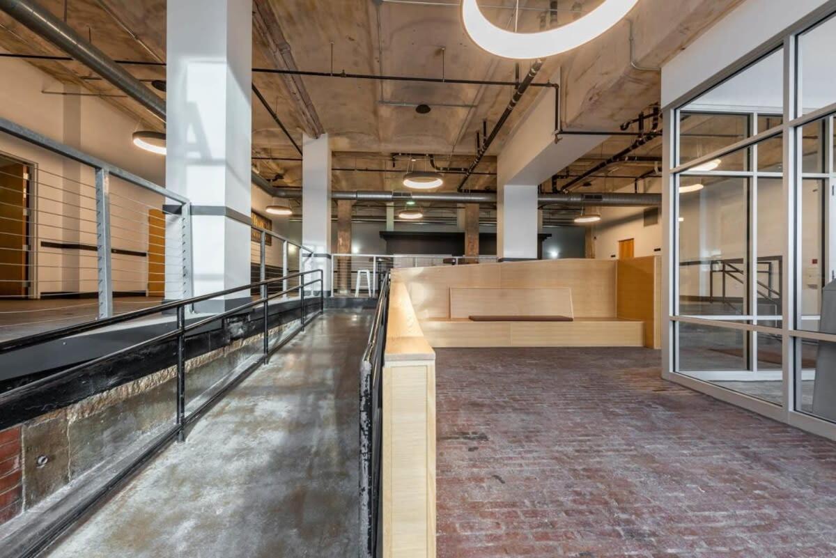 3br Luxury Historic Loft With Gym By Envitae Kansas City