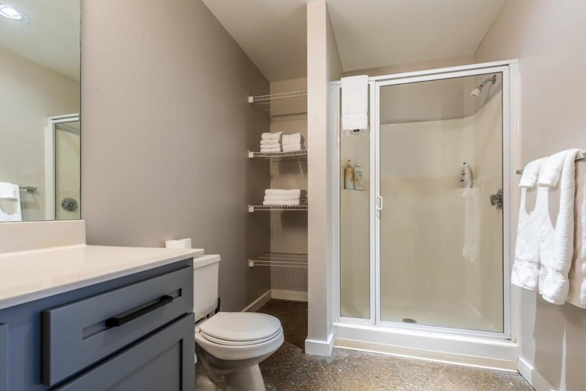 3br Luxury Historic Loft With Gym By Envitae Apartment *