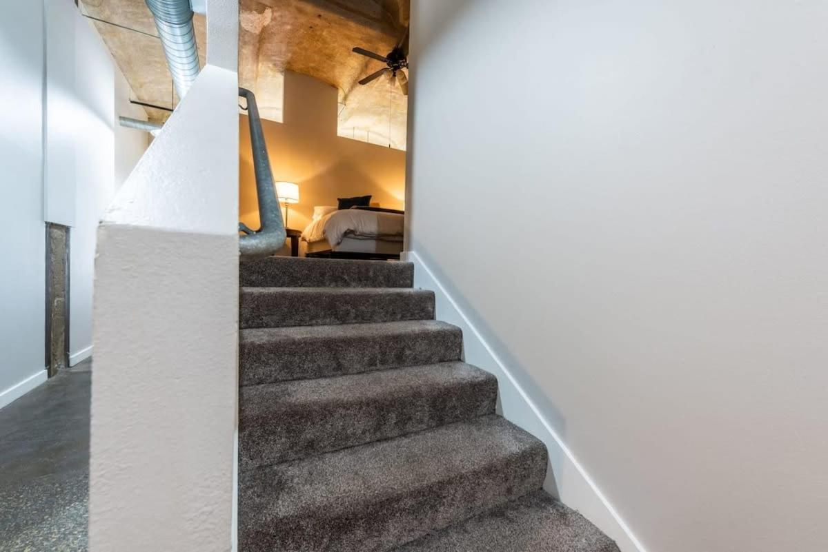 3br Luxury Historic Loft With Gym By Envitae