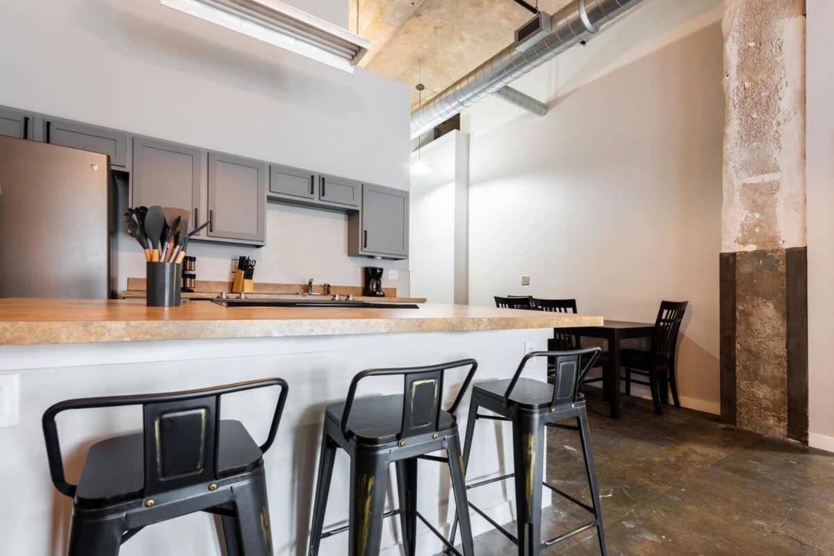 3br Luxury Historic Loft With Gym By Envitae Appartement Kansas City